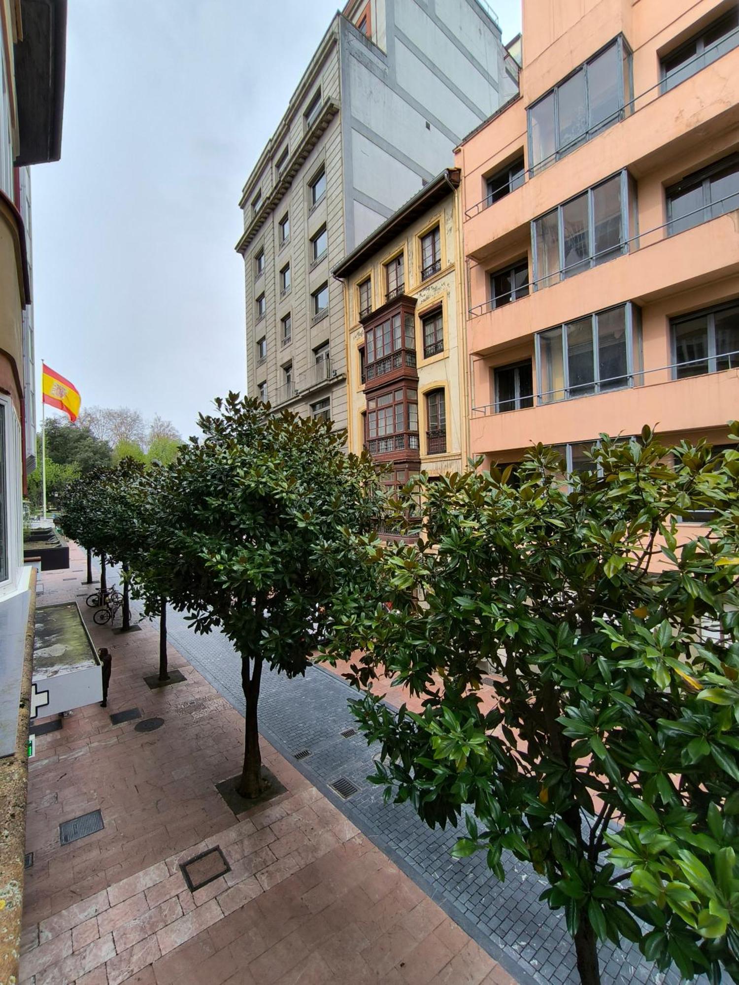 Apartamento Oviedo Desde El Mismo Centro. Exterior foto